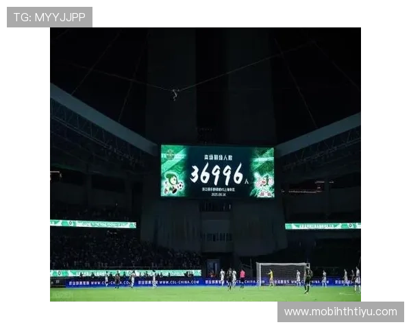 足球直播手机官网汇聚全球足球赛事，实时更新比赛信息和精彩瞬间